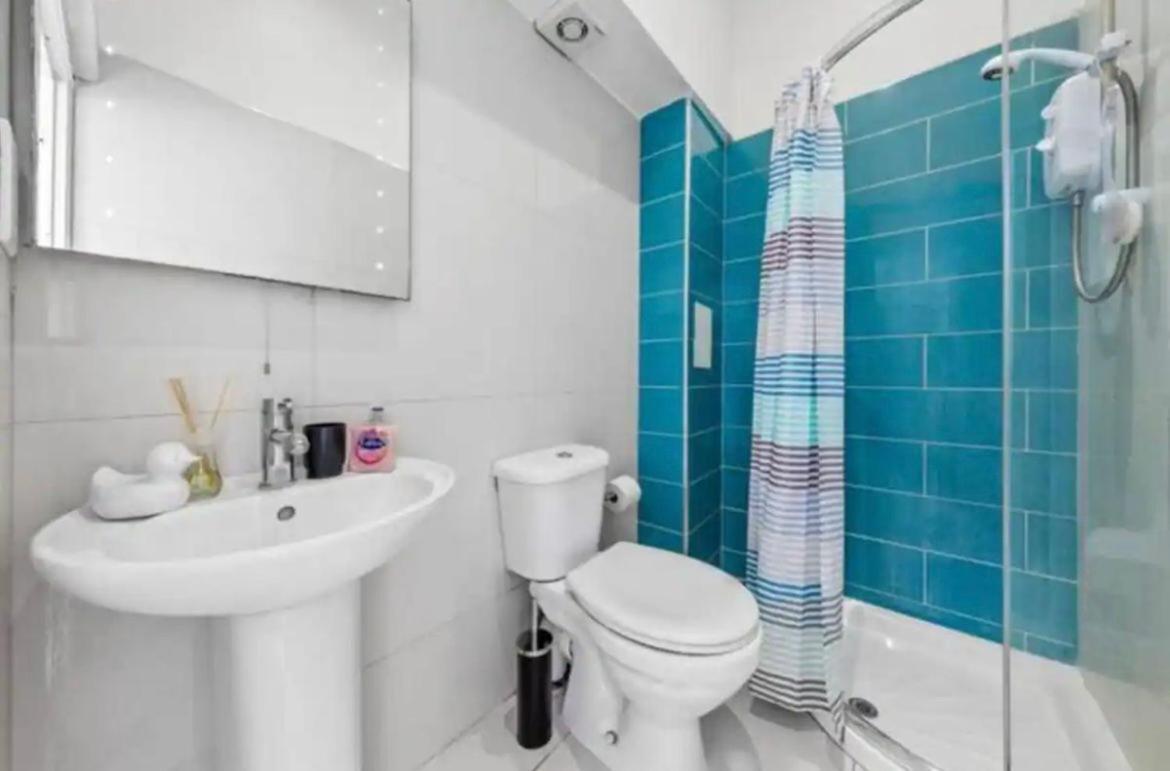 London - 2 Bedroom Flat Near Clapham Junction Cj المظهر الخارجي الصورة